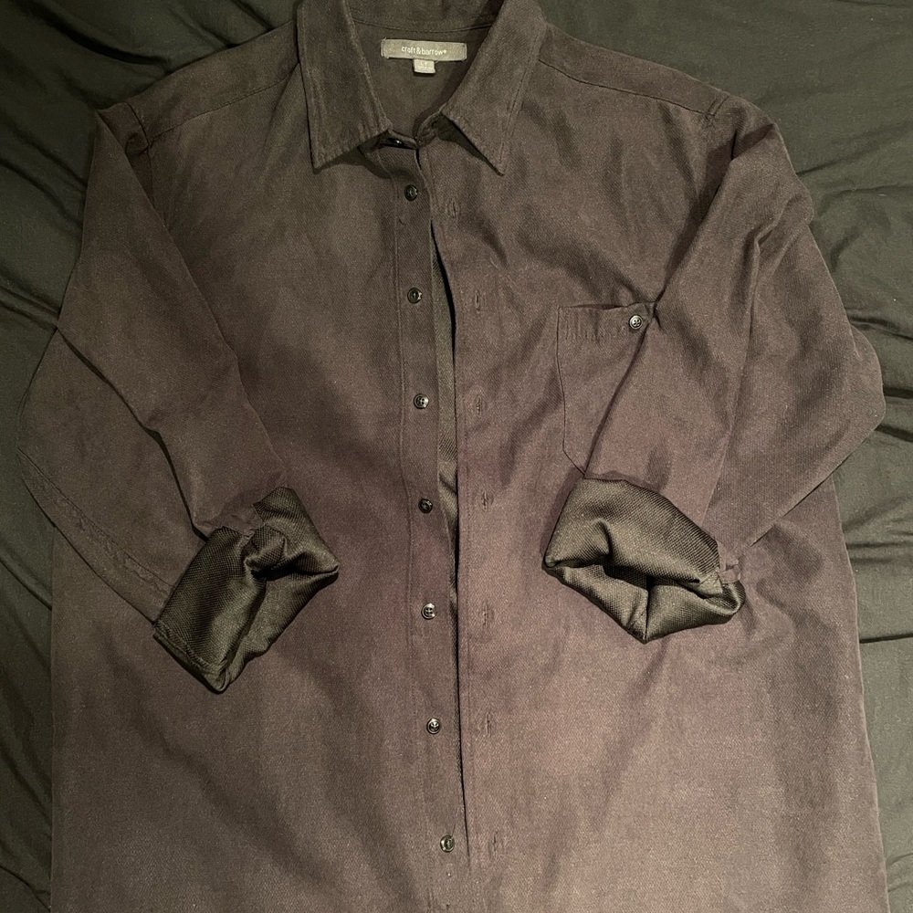 Men’s Fit Black Button-Up Shirt